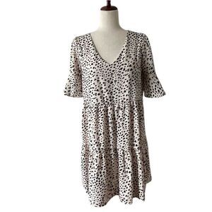 Bees on River tiered animal print dress size medium